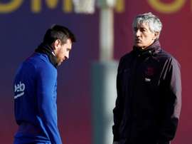 Setién habló con Messi antes del partido de Copa. AFP