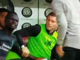 Mané se enfadó por culpa de una decisión de Salah. Captura/DAZN