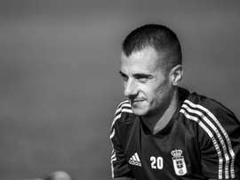 Tejera cree que la situación política no afectará al Girona. Twitter/RealOviedo