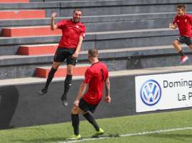 Vianney (i) lleva ya cuatro goles en tres jornadas. Twitter/CDMensajero