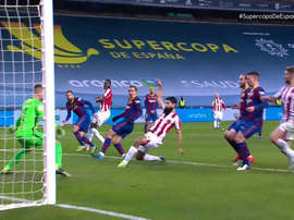 Éxtasis en el Athletic: Villalibre forzó la prórroga en el 90'. Captura/Vamos