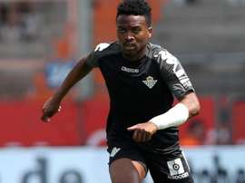 Kaptoum renovó con el Betis y se irá cedido al Almería. EFE
