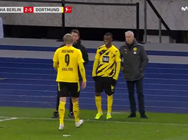 Moukoko ya es leyenda: debut en la Bundesliga... ¡con 16 años y un día! Captura/MovistarLaLigadeCamp