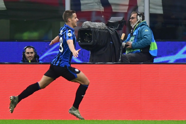 Substitute Pasalic S Winner Pulls Atalanta Clear Of Roma