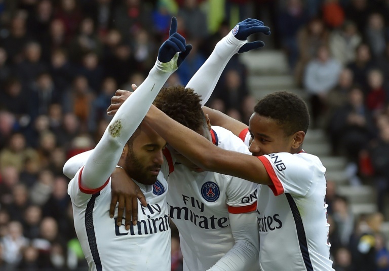 Lucas Lifts Psg Ahead Of City Showdown