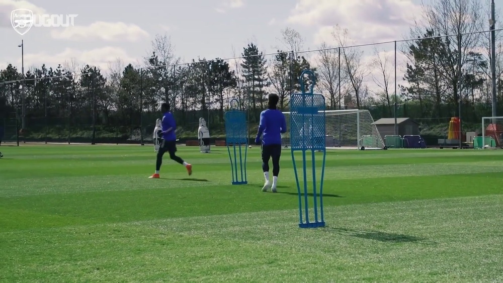Arsenal se prepara para encarar o Slavia Praga nas quartas da Liga Europa. DUGOUT