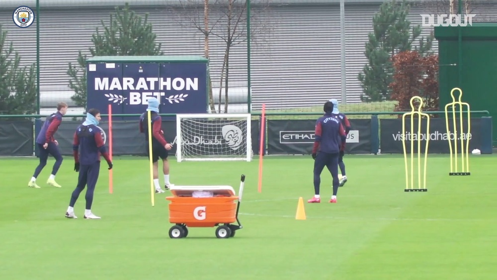 La sessione di allenamento del City. Dugout
