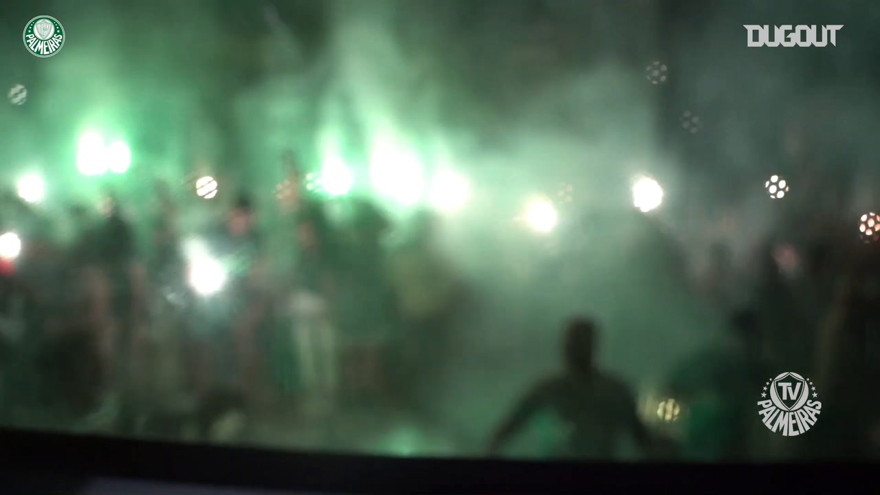 Video Palmeiras Fans Welcome Players After Winning Copa Libertadores