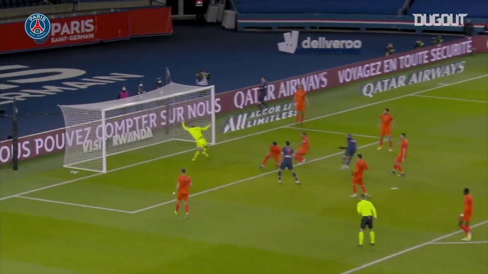 Il gol di Icardi contro il Montpellier. Dugout