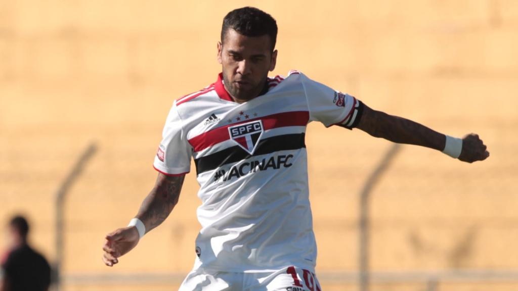 Daniel Alves Benitez E Luan Desfalcam O Sao Paulo Contra O Atletico Mg