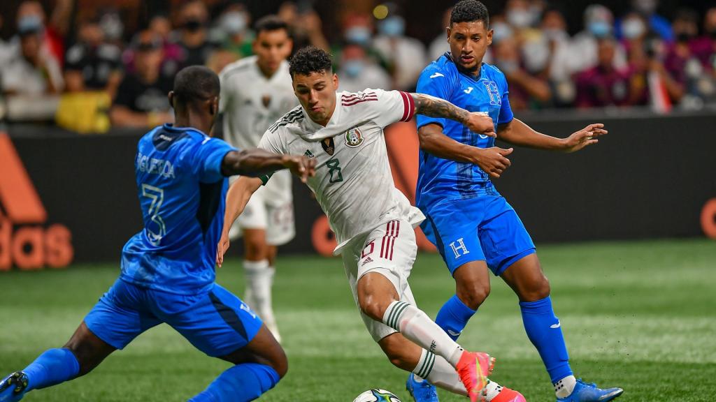 Mexico 0-0 Honduras: Tata Martino&#39;s El Tri fire blank in goalless friendly